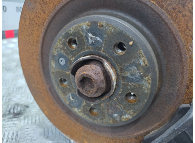 Ступица задняя к Audi A4, 2022г.