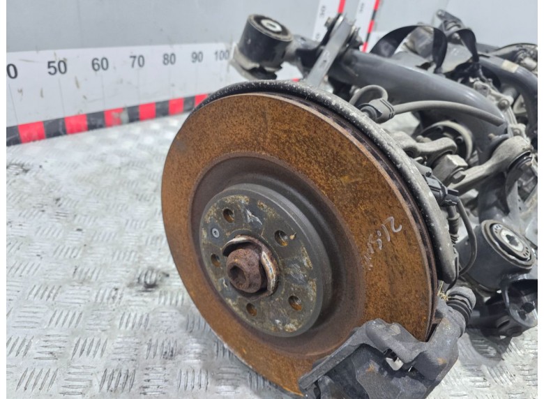 Кулак задний правый к Кулак задний правый к Audi A4 undefined г. A4