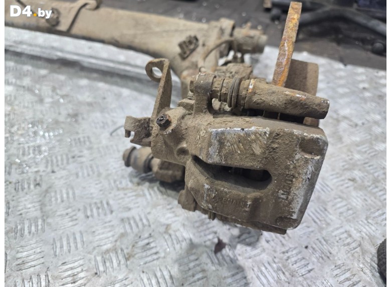 Суппорт задний правый к Renault Megane undefined г.