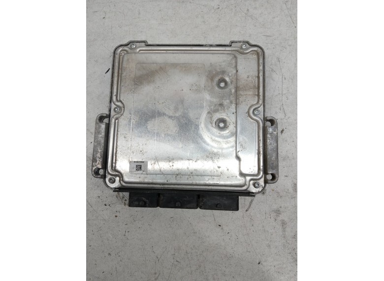 Блок управления двигателем к Блок управления двигателем к Renault Trafic undefined г. Trafic