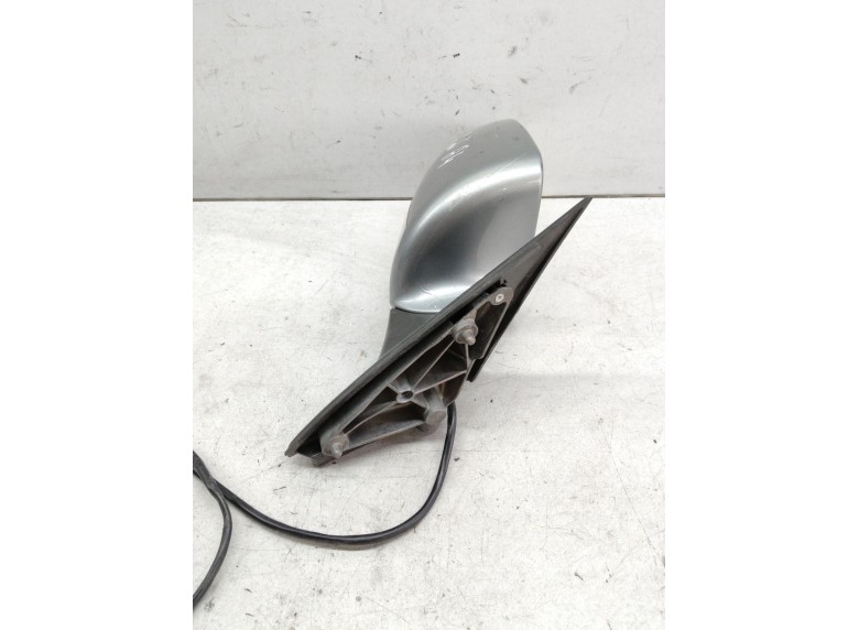 Зеркало наружное правое к Зеркало наружное правое к Audi A4 undefined г. A4