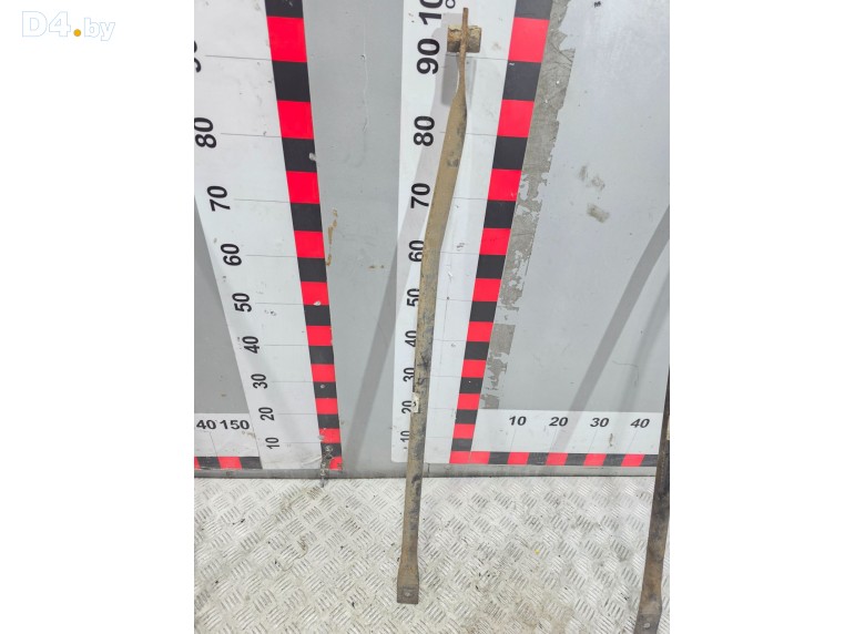 Тяга реактивная к Opel Vivaro undefined г.