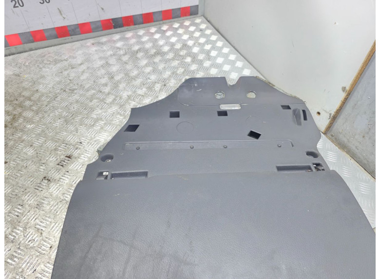 Бардачок к Audi A6