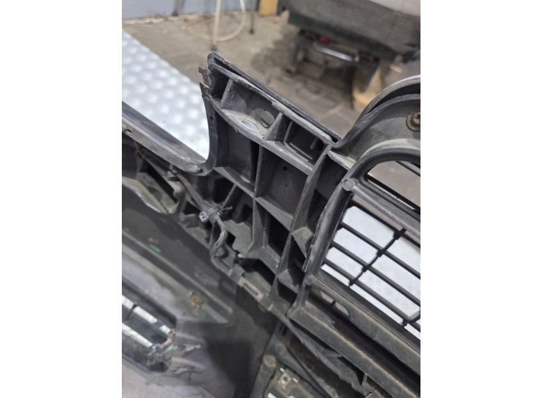 Решетка радиатора к Решетка радиатора к Audi A6 undefined г. A6