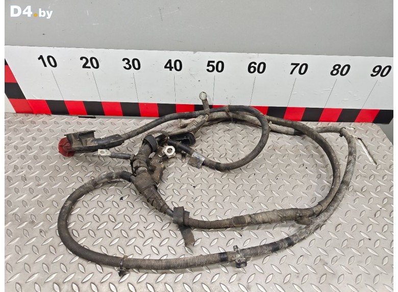 Плюсовой провод аккумулятора к Volkswagen Crafter undefined г.