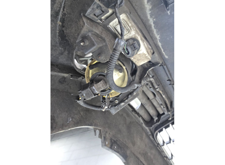 Фара противотуманная правая к Volkswagen Passat, 2006г.