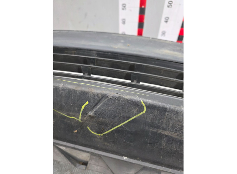 Бампер передний к Volkswagen Passat, 2006г.