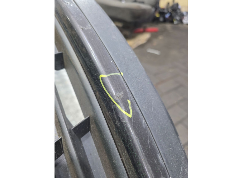 Бампер передний к Volkswagen Passat, 2006г.