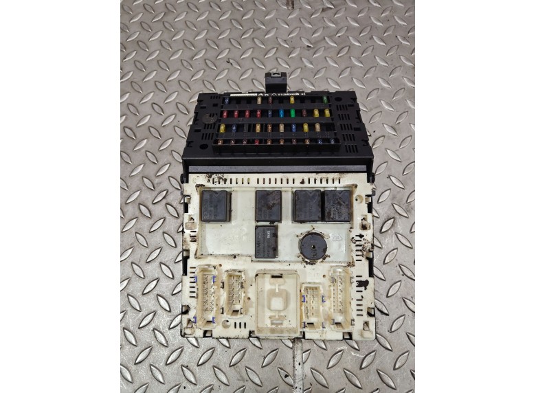 Блок предохранителей к Renault Scenic