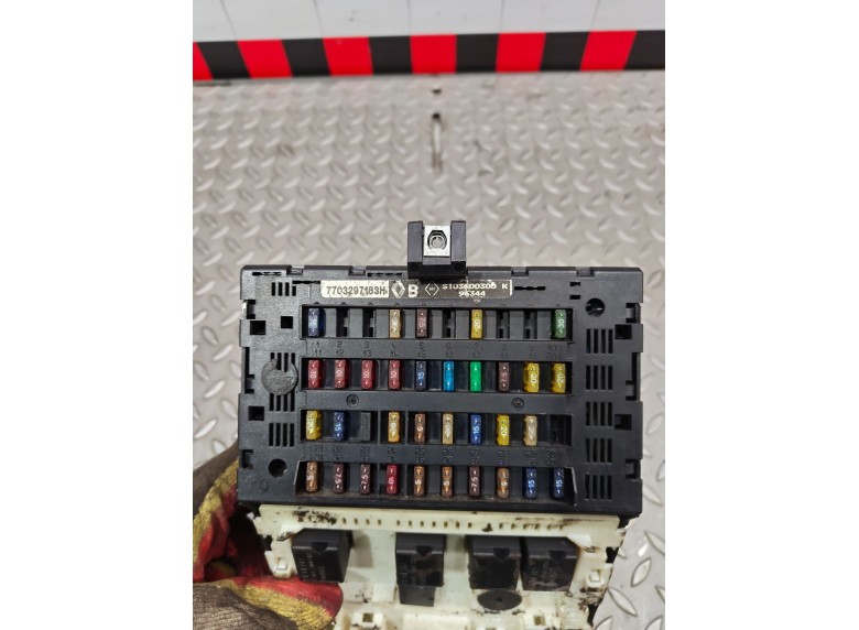 Блок предохранителей к Блок предохранителей к Renault Scenic undefined г. Scenic