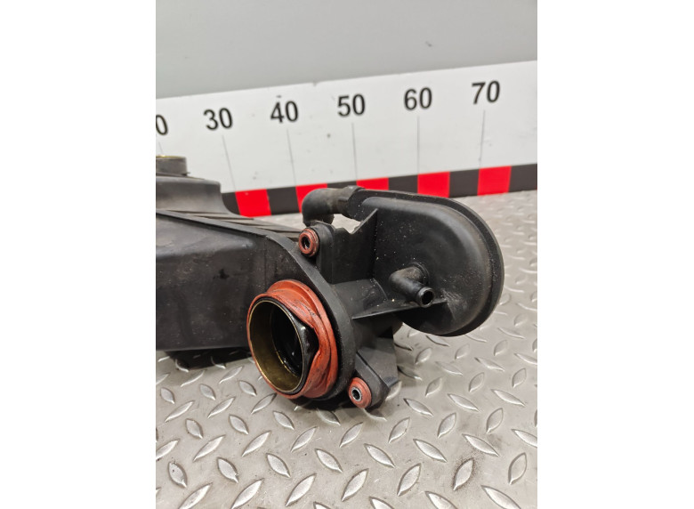 Маслоотделитель (сапун) к Mercedes C W203, 2000г.