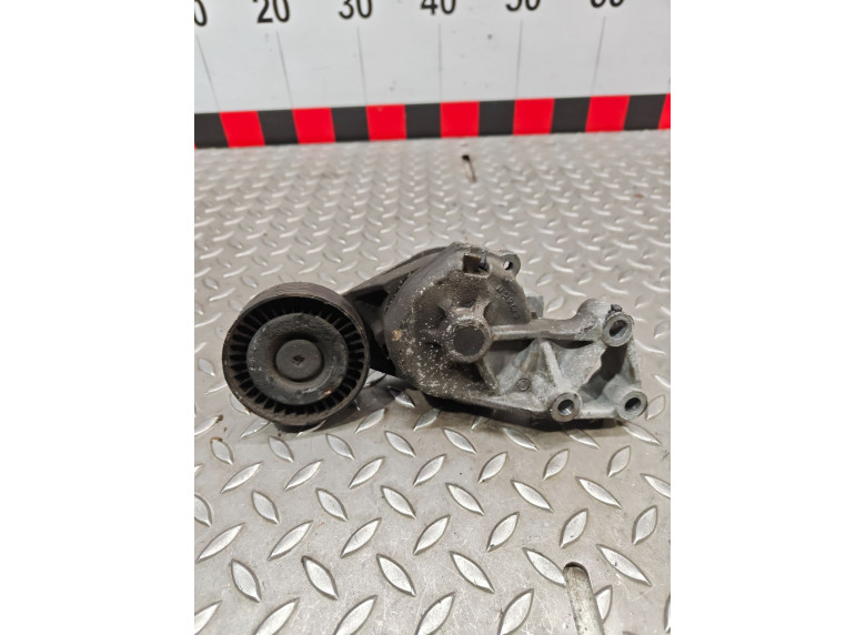 Натяжитель ремня генератора к Volkswagen Sharan, 2001г.