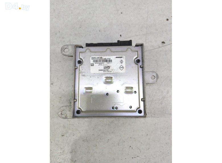 Усилитель музыкальный к Renault Megane undefined г.