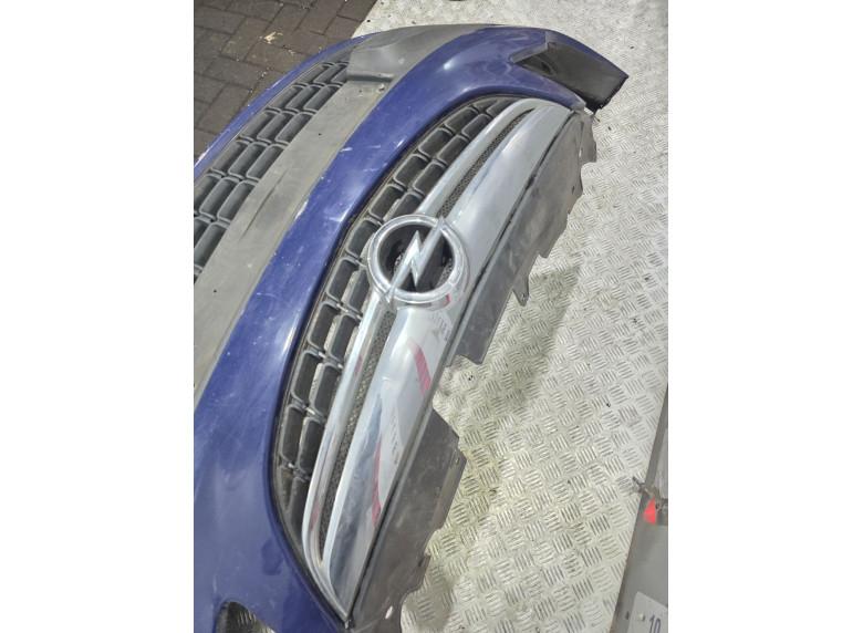 Решетка радиатора к Opel Corsa, 2013г.