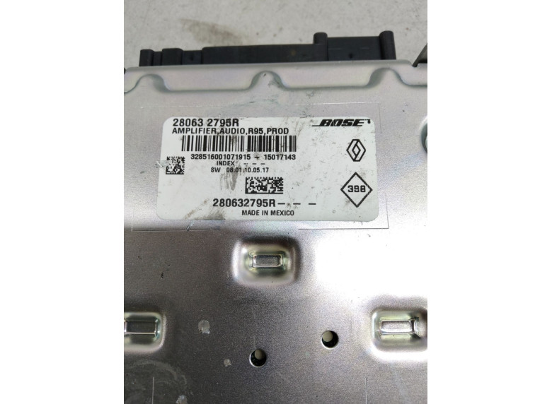 Усилитель музыкальный к Renault Scenic, 2010г.