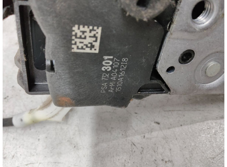 Замок двери задней правой к Peugeot 5008, 2010г.