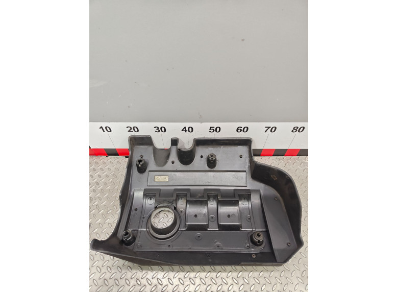 Декоративная крышка двигателя к Hyundai Trajet, 2004г.