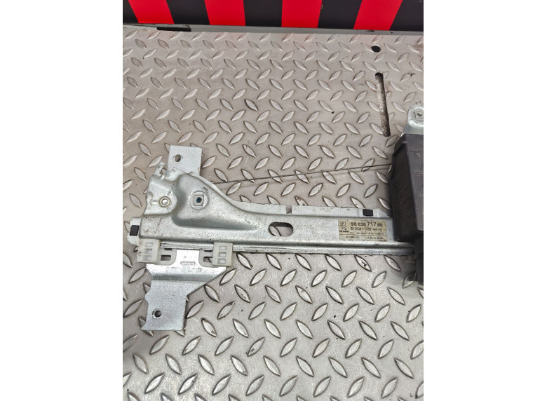 Стеклоподъемник электрический задний левый к Peugeot 5008, 2010г.