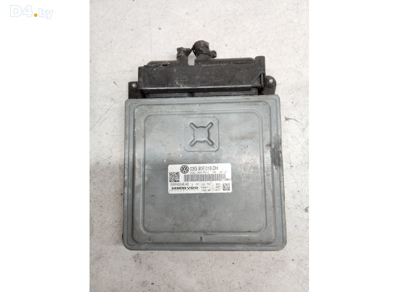 Блок управления двигателем к Volkswagen Golf undefined г.