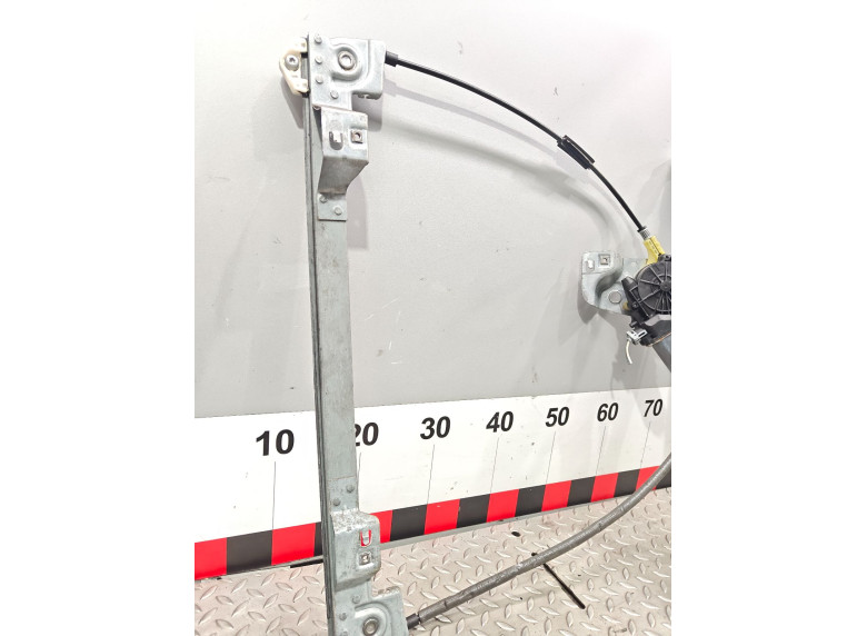 Стеклоподъемник электрический передний левый к Renault Kangoo, 2011г.