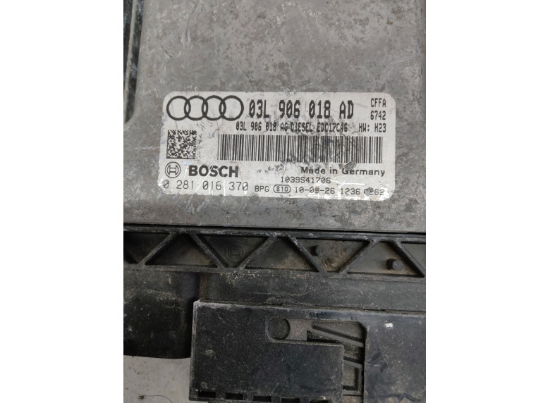 Блок управления двигателем к Audi A3, 2010г.