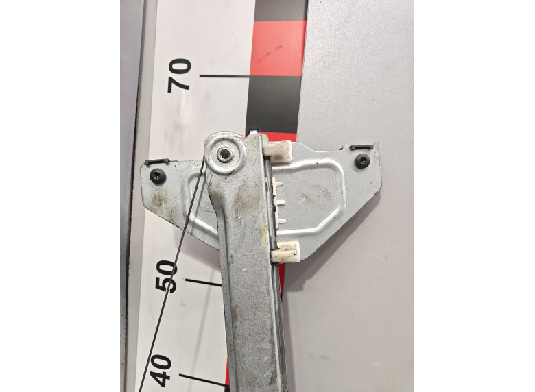 Стеклоподъемник электрический передний правый к Peugeot Partner, 2015г.