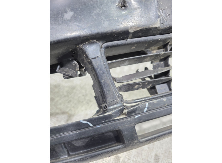 Бампер передний к Audi A4, 1998г.