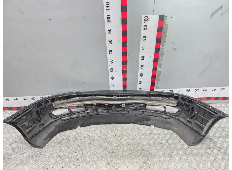 Бампер передний к Audi A4, 1998г.