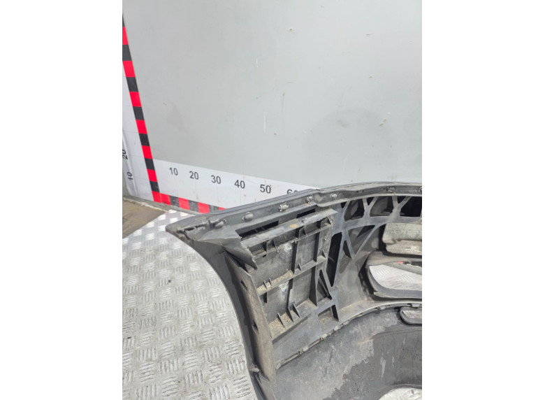 Бампер передний к Audi A4, 1998г.