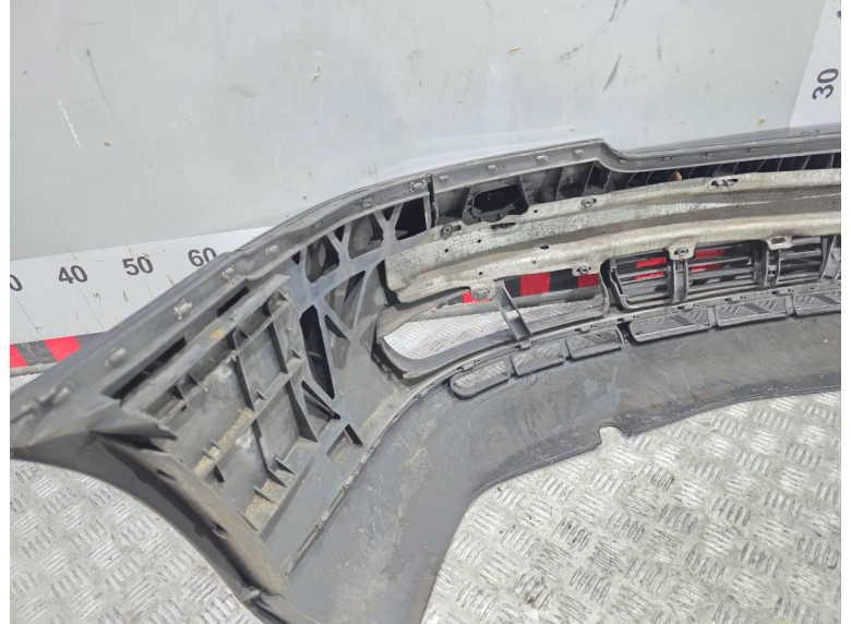 Бампер передний к Audi A4, 1998г.