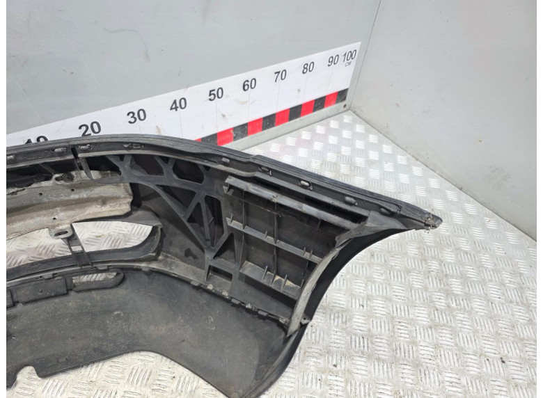 Бампер передний к Audi A4, 1998г.