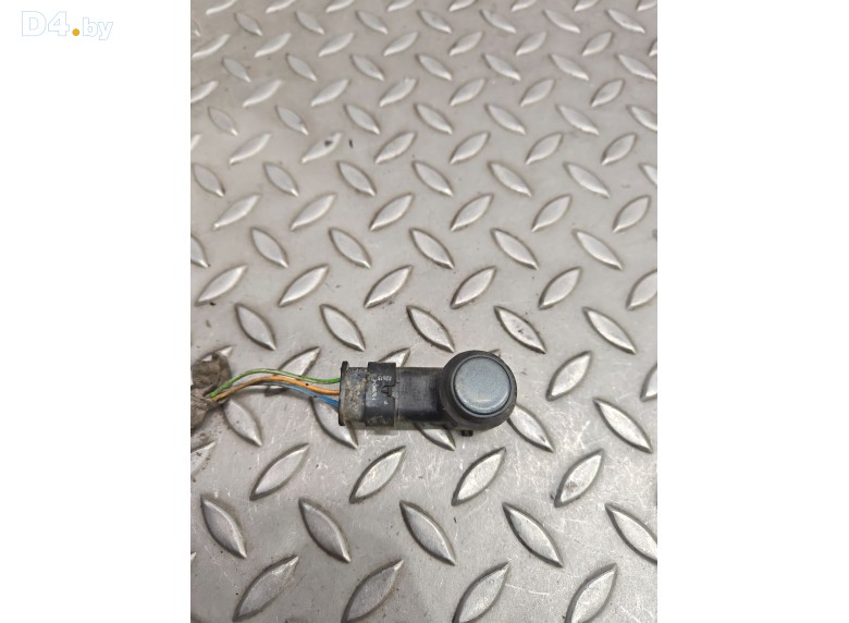 Датчик парктроника к Ford Focus undefined г.