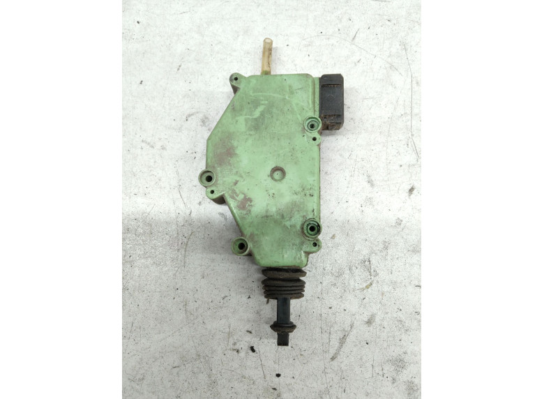 Активатор (привод) замка двери к Volkswagen Transporter, 1998г.