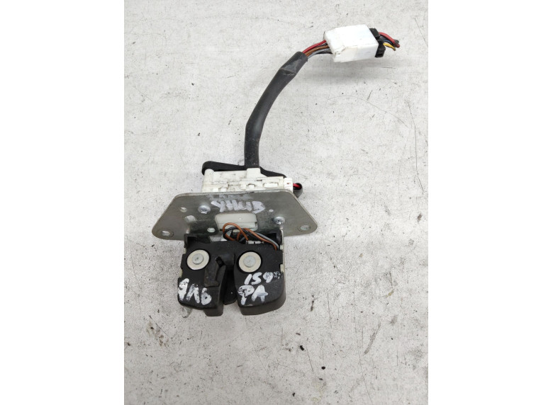 Замок багажника к Alfa Romeo 159, 2007г.