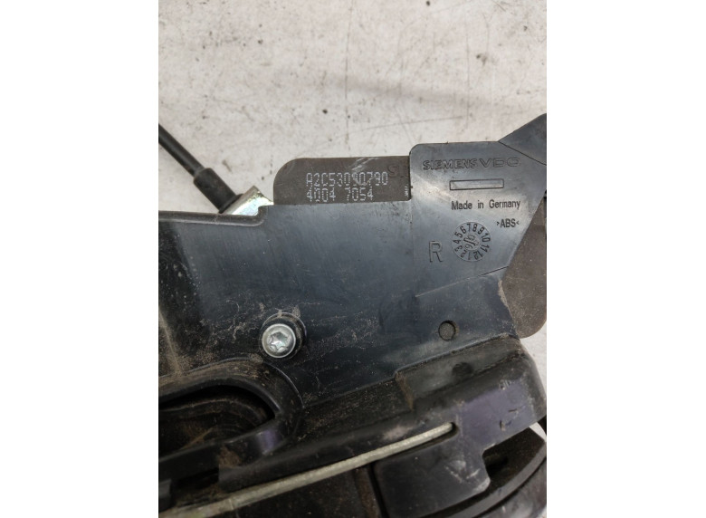 Замок двери передней правой к Mercedes Vito W639, 2006г.