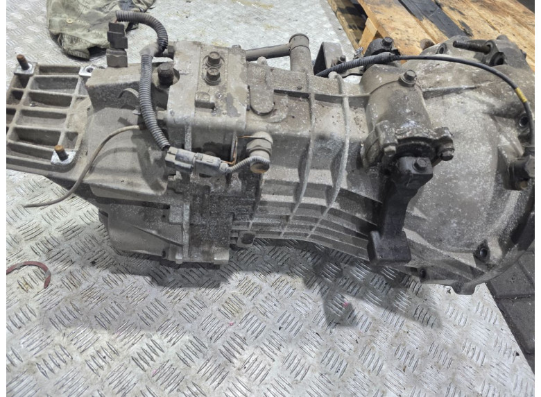 КПП механическая (МКПП) к Hyundai H1, 2004г.