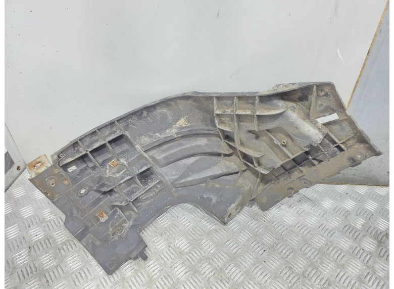 Кронштейн крепления бампера переднего к Nissan Primastar, 2007г.