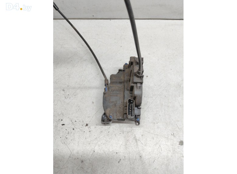 Замок двери задней правой к Renault Scenic undefined г.