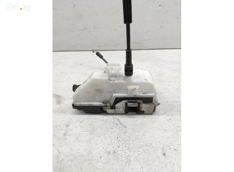 Замок двери передней правой к Renault Laguna undefined г.