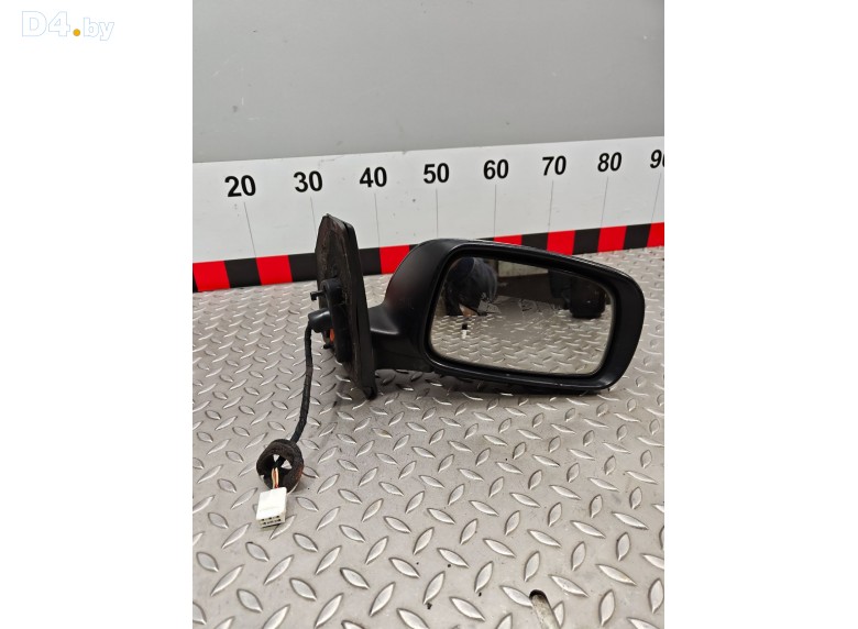 Зеркало наружное правое к Toyota Corolla undefined г.