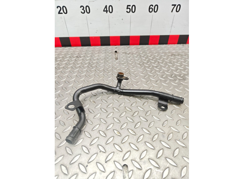 Трубка охлаждающей жидкости металлическая к Audi A4, 2020г.