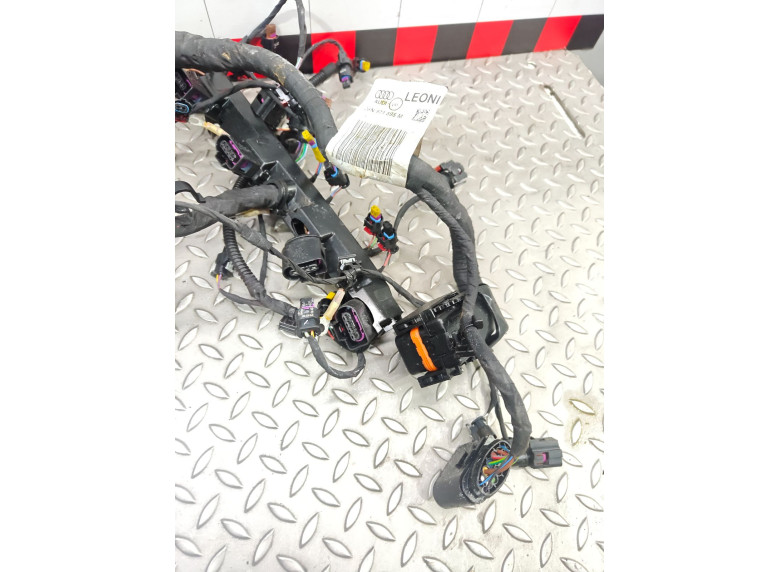 Проводка двигателя к Audi A4, 2020г.