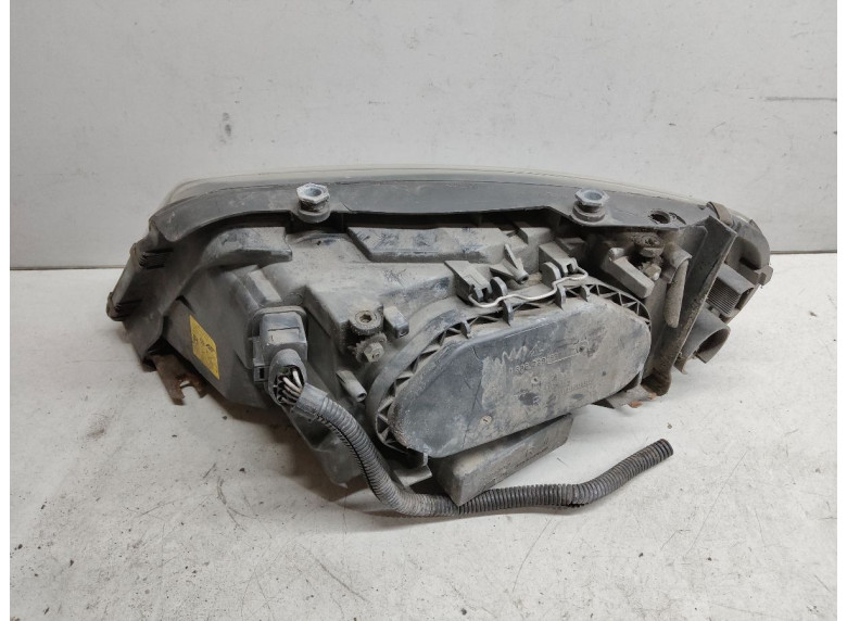 Фара правая к Seat Alhambra, 2005г.