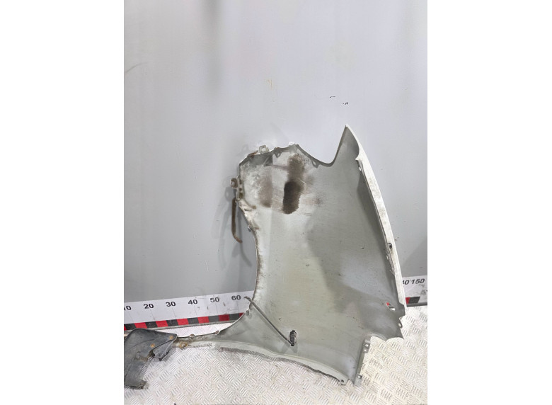 Крыло переднее правое к Hyundai H1, 2004г.