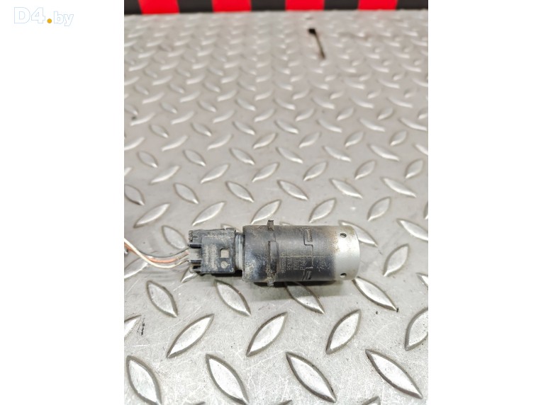 Датчик парктроника к Renault Laguna undefined г.