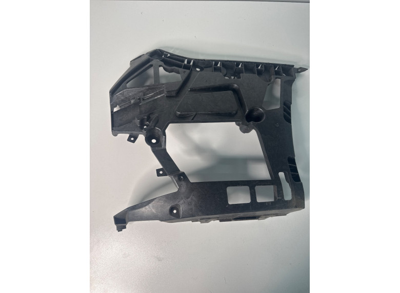 Кронштейн крепления бампера заднего к BMW 3 G20/G21, 2018г.