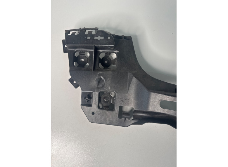 Кронштейн крепления бампера заднего к BMW 3 G20/G21, 2018г.