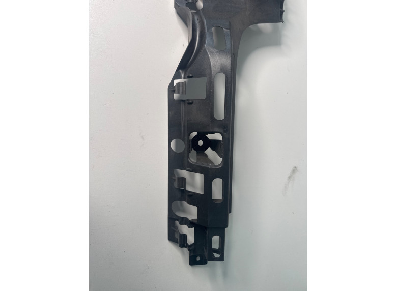 Кронштейн крепления бампера заднего к BMW 3 G20/G21, 2018г.