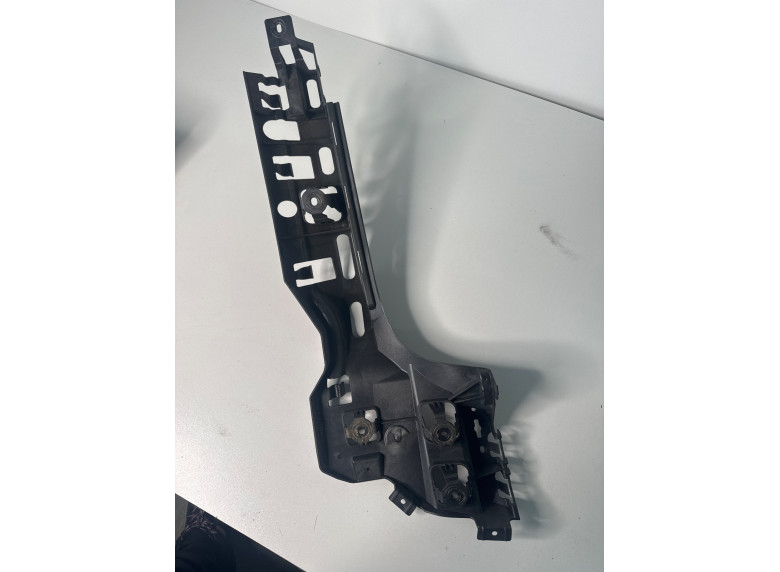 Кронштейн крепления бампера заднего к BMW 3 G20/G21, 2018г.