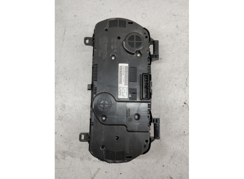 Щиток приборов (приборная панель) к Renault Megane, 2020г.